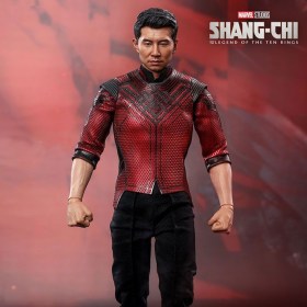 Shang-Chi and the Legend of the Ten Rings Movie Masterpiece 1/6 Action Figure Shang-Chi by Hot Toys